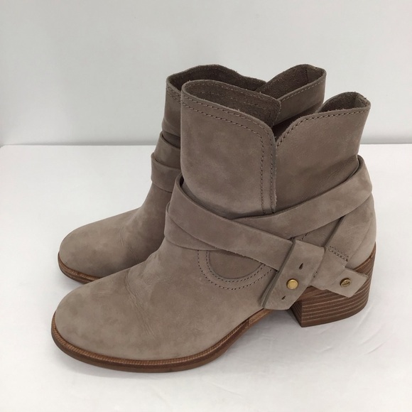 UGG Women’s Elora Suede Leather Ankle Block Heel Bootie Taupe Size 7 - Picture 2 of 10
